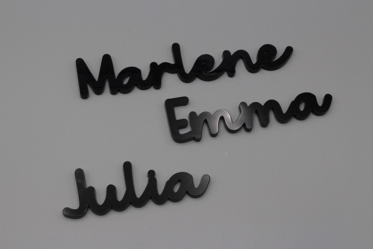 Personalisierte Gästekarten aus Pappelsperrholz für Ihre Feiern wie Hochzeiten, Taufe, Kommunion un